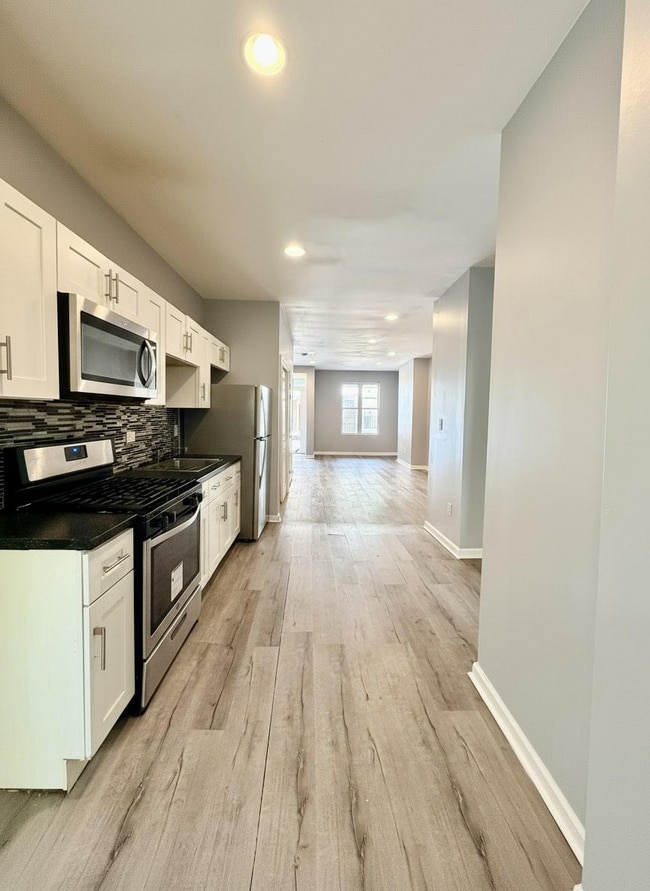 Photo - 134 N Lindenwood St