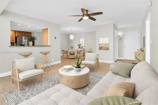 Photo - 2715 N Ocean Blvd Unidad 11B