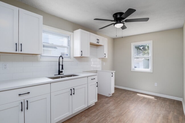 Photo - 13804 Rexwood Ave