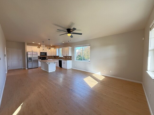 Photo - Beautiful House - 3 bed in Yelm!!