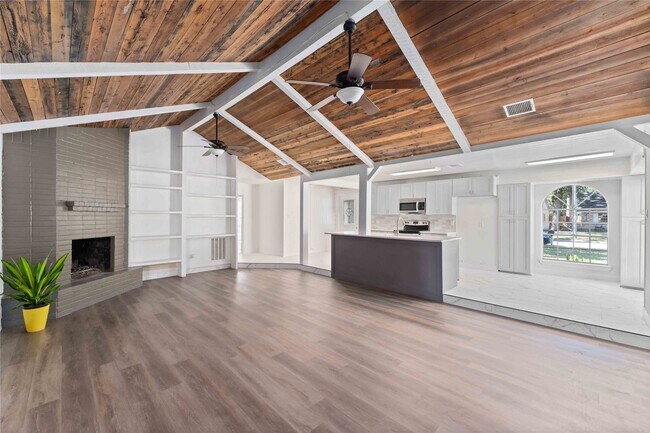 Photo - 23122 Whispering Willow Dr