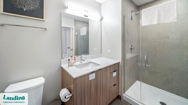 Photo - 4611 N Broadway Unidad 206