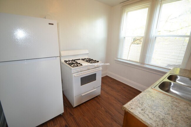 Photo - 4423 Greenlee Ave Unidad #2