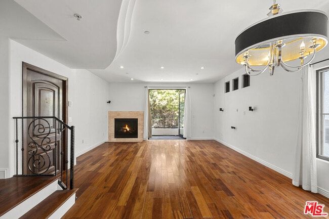 Photo - 744 N Alfred St Unit 104