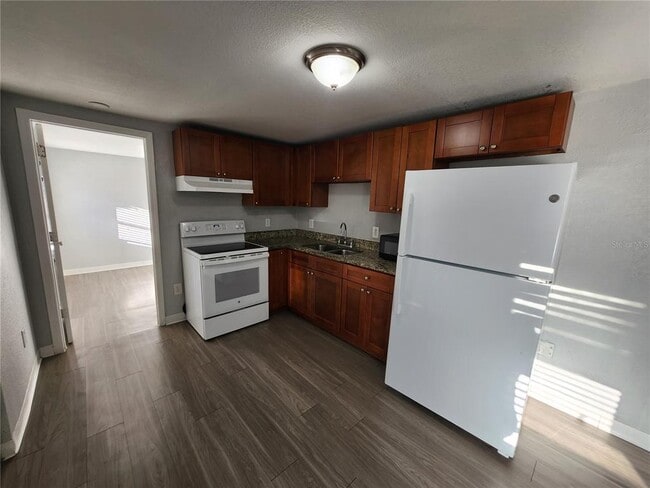 Photo - 4611 N Hubert Ave