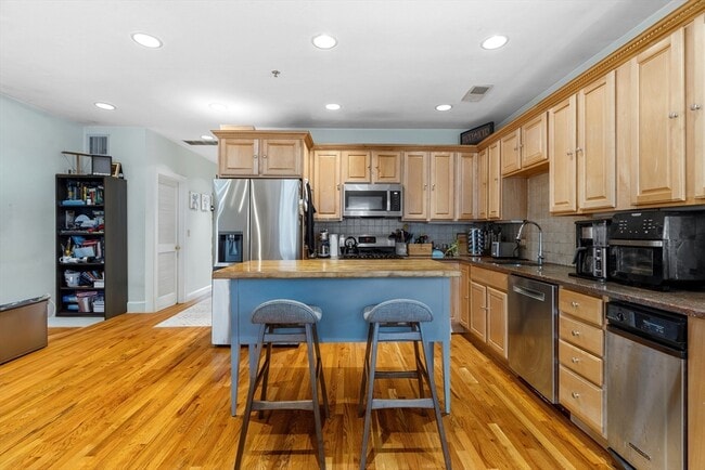 Photo - 202 K St Unit 7