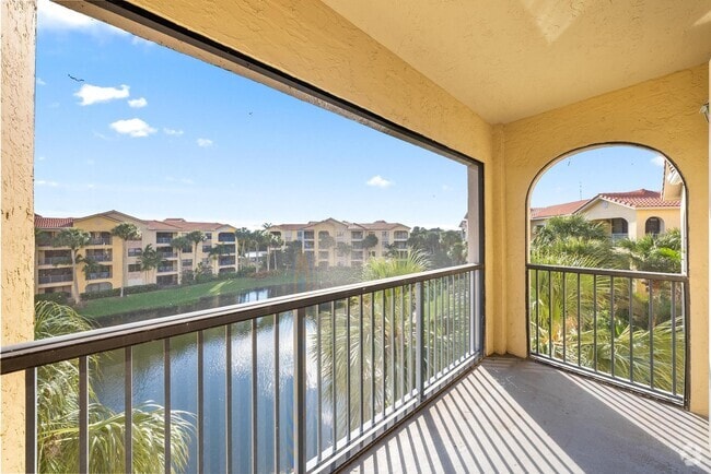 Building Photo - 100 Uno Lago Dr Unit 404 Rental