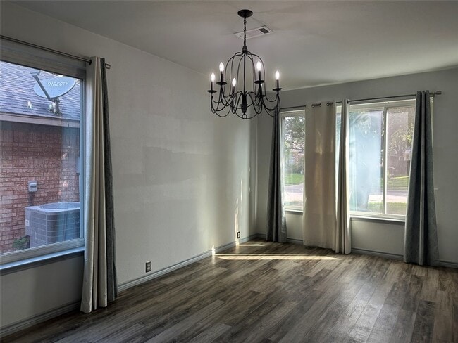 Photo - 1905 Barrens Cir