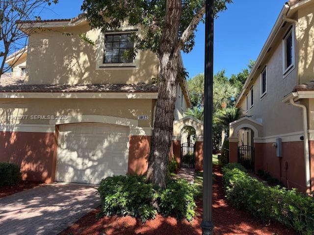 Photo - 3817 Tree Top Dr