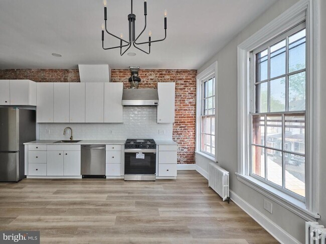 Building Photo - 20 W Bridge St Unit 20B Rental