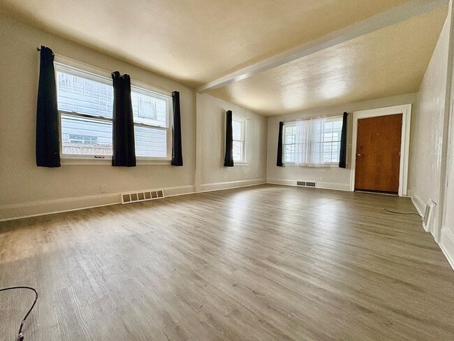 Photo - 1821 S Taylor St