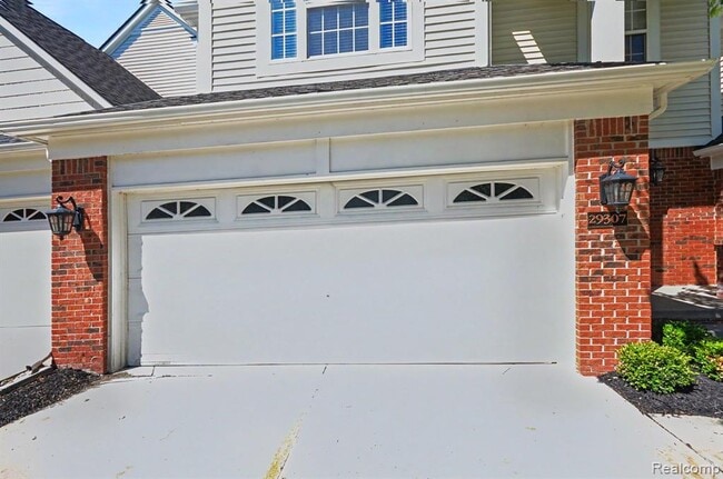 Photo - 29307 Douglas Dr