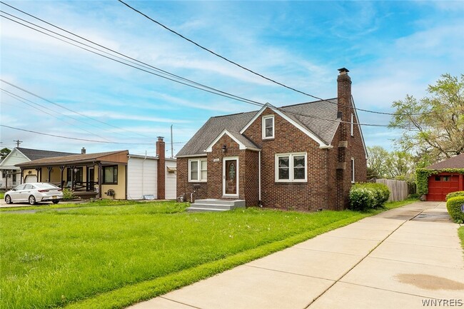 Photo - 845 Cleveland Dr
