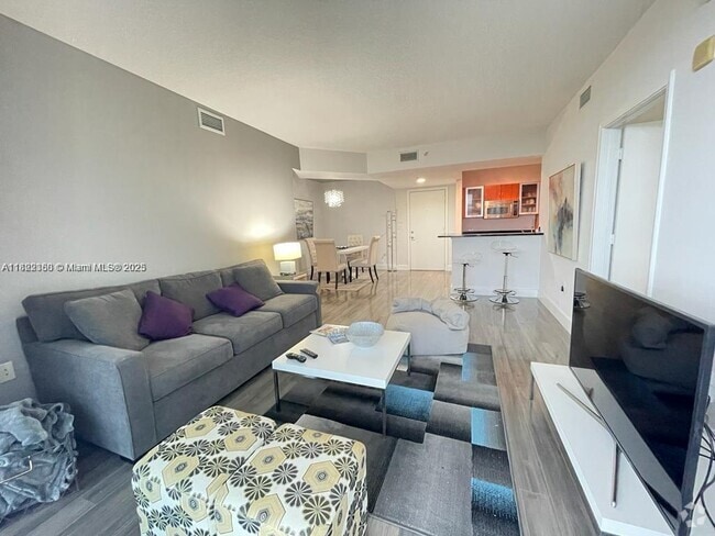 Building Photo - 18800 NE 29th Ave Unit 1004 Rental
