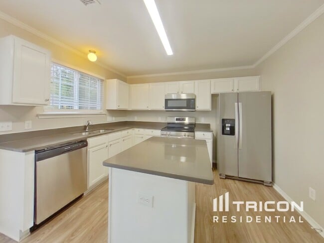 Photo - 2016 Mallard Woods Pl