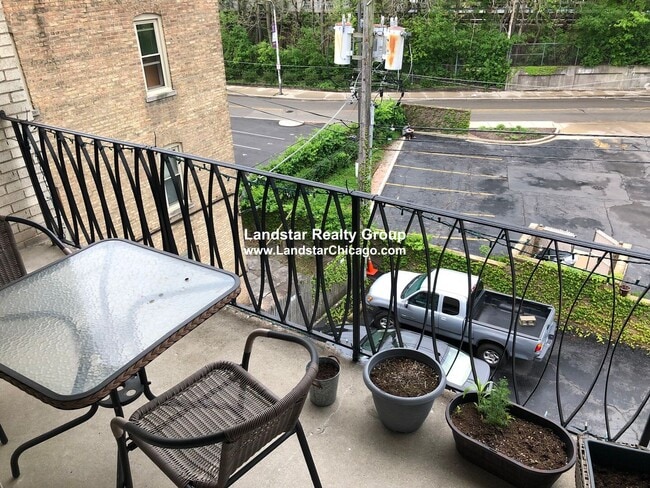 Photo - 1327 Chicago Ave Unit 404