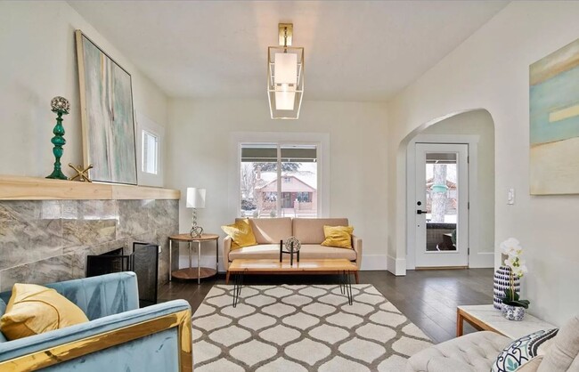 Photo - 3504 N Gaylord St