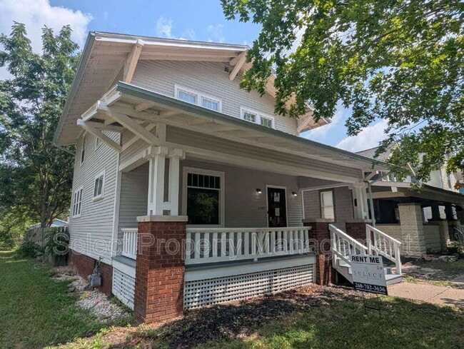 Building Photo - 1148 W Packard Ave