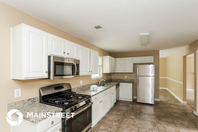 Photo - 4530 Talon Way