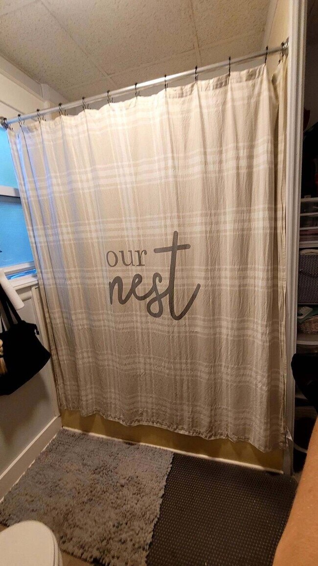 1809 Eastern Pkwy House House Rental in Schenectady, NY