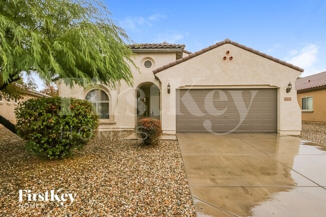 Building Photo - 8811 S 57th Ln