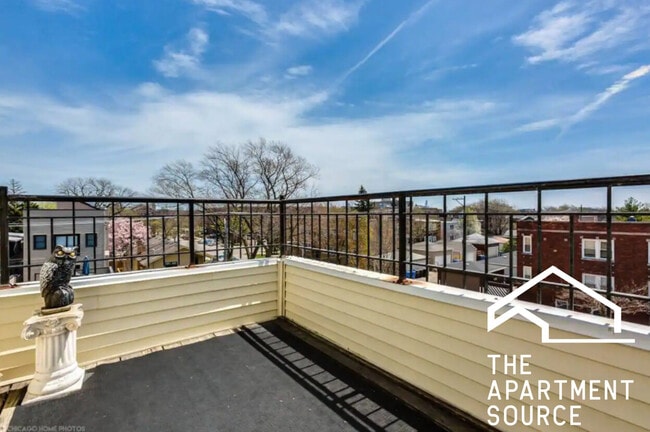 Photo - 3905 N Francisco Ave Unit 3