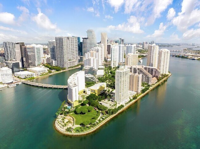 Photo - 540 Brickell Key Dr Condo Unit 718