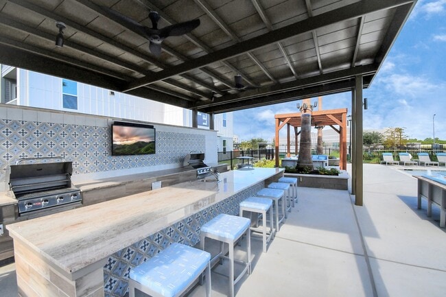 Photo - 2020 Grandway Dr