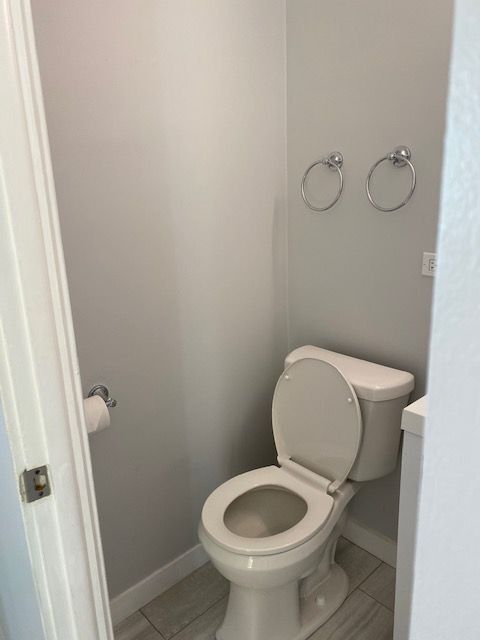 Photo - 1041 College Ave