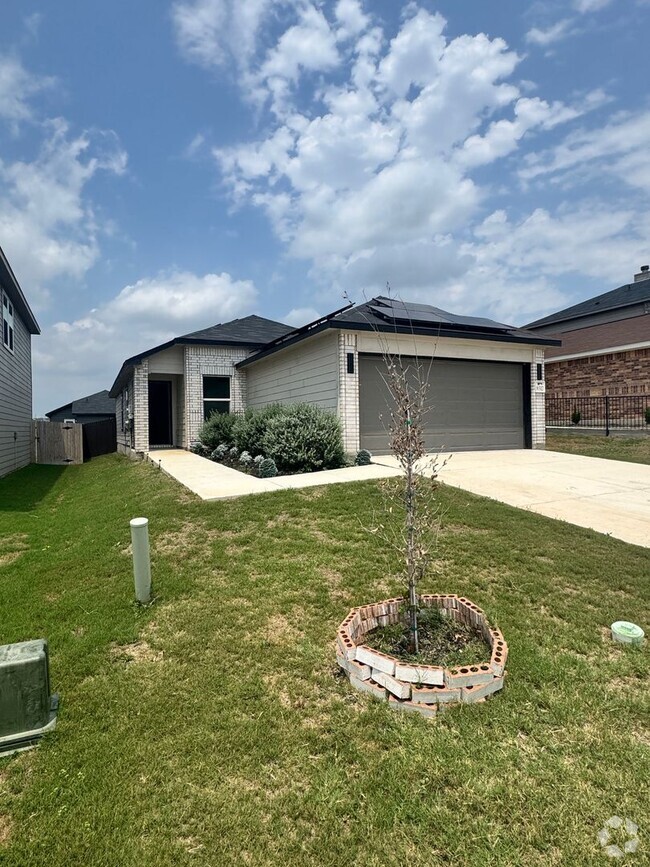 Building Photo - A Miust See! New & Modern - 1 Story - 3/2 ... Rental