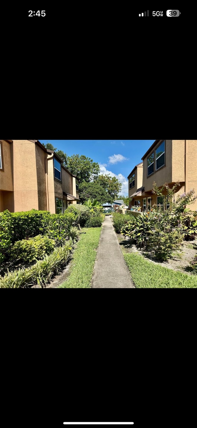 Building Photo - 1884 Clearbrooke Dr Rental