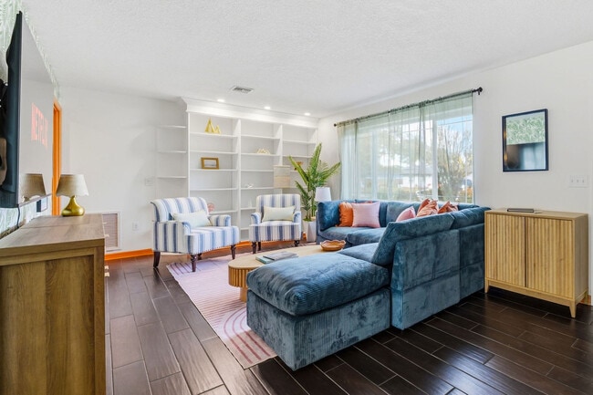 Building Photo - 1132 Gershwin Dr Unit ID1395644P