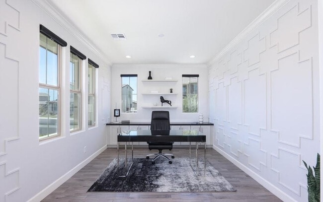 Photo - 948 W Yosemite Dr