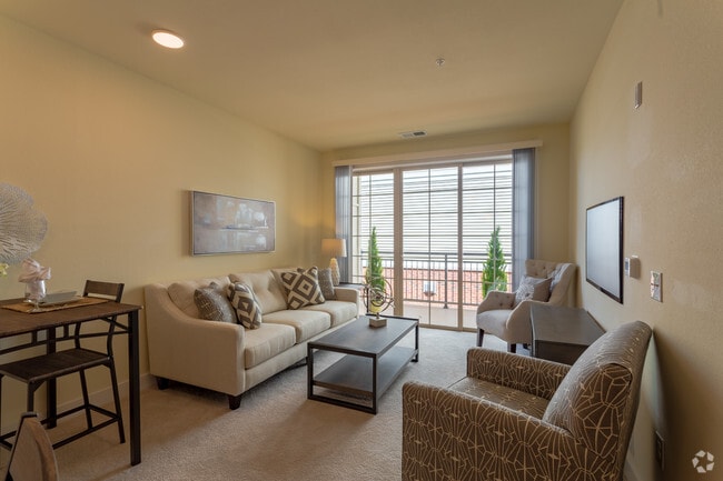 1BR, 1BA - B1
