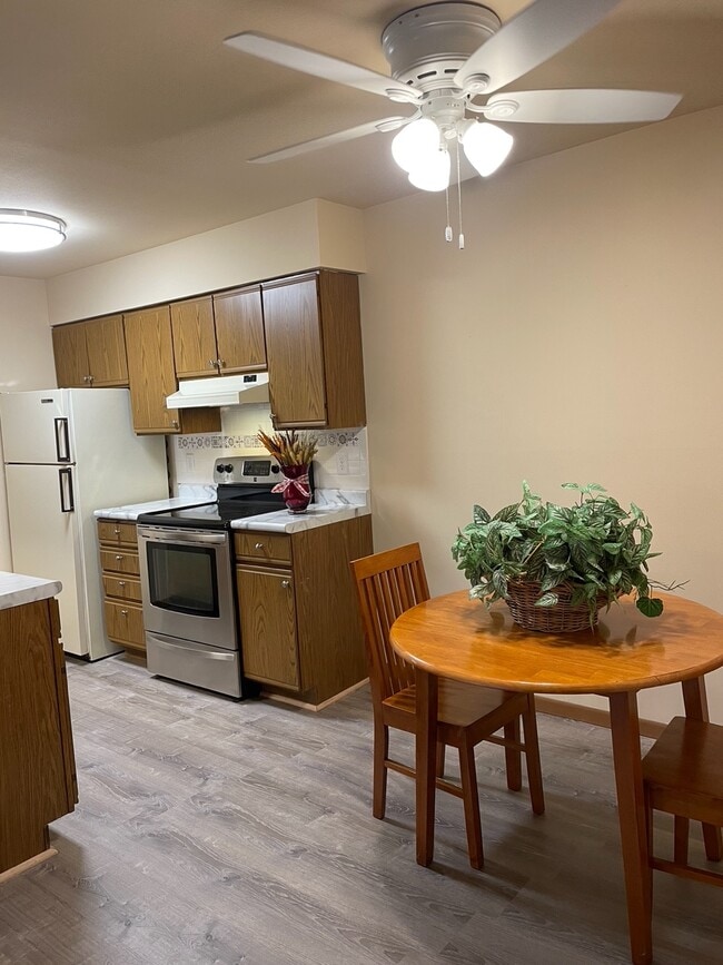 Lots of Cabinets and Counters - 225 E Market St Unit 227
