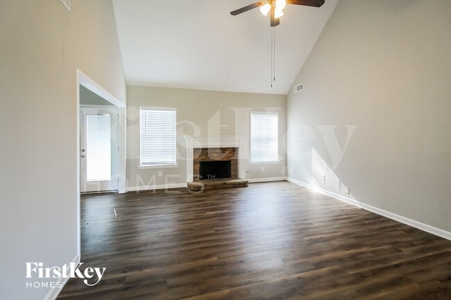 Photo - 9005 Brookhurst Trail