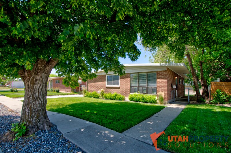 Photo - 1215 North Victoria Way