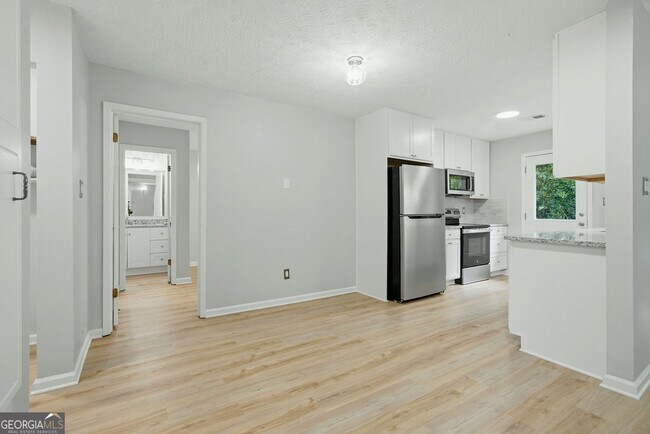 Photo - 210 Meadow Run