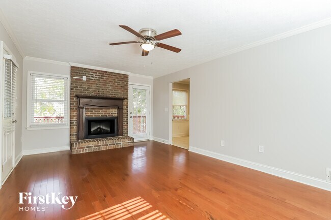 Photo - 2440 Thompson Mill Rd