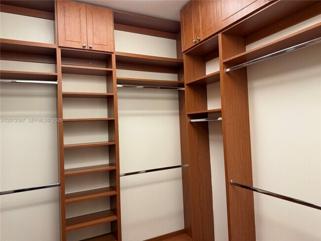 Photo - 2115 NE 40th Ave