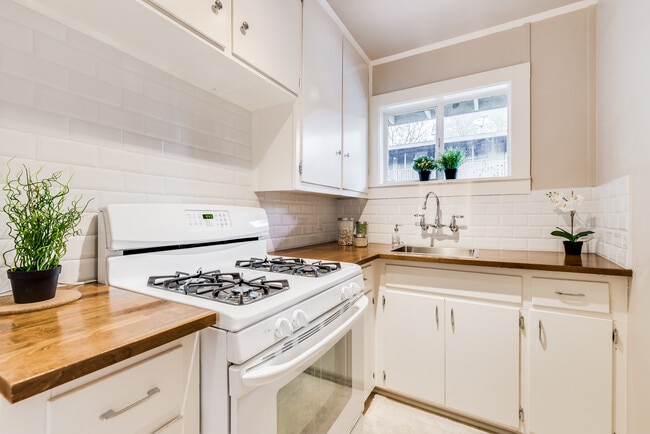 Photo - Gehring Place