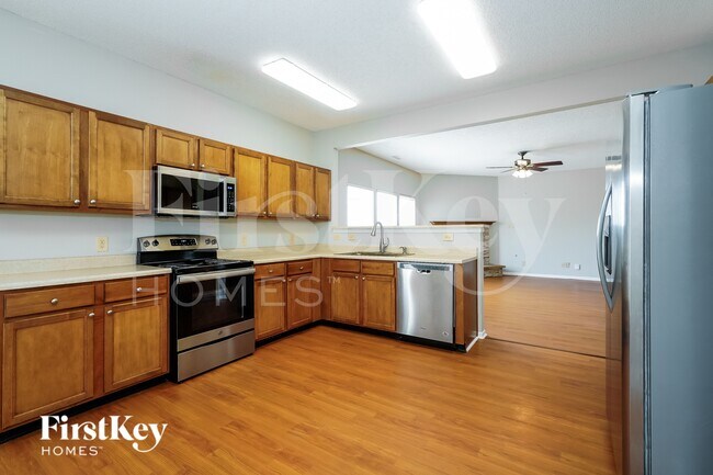 Photo - 779 Heartland Dr