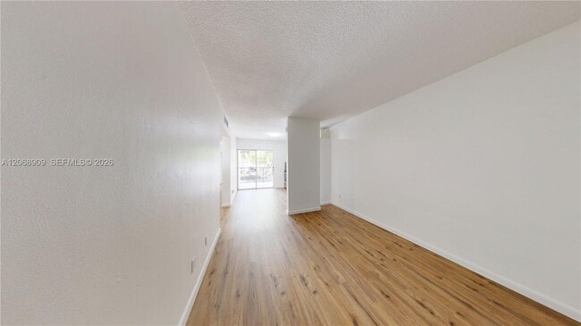 Photo - 2463 Coral Wy Unit 27