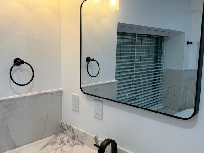 Photo - 2530 Peachwood Cir NE Unidad 2530-2