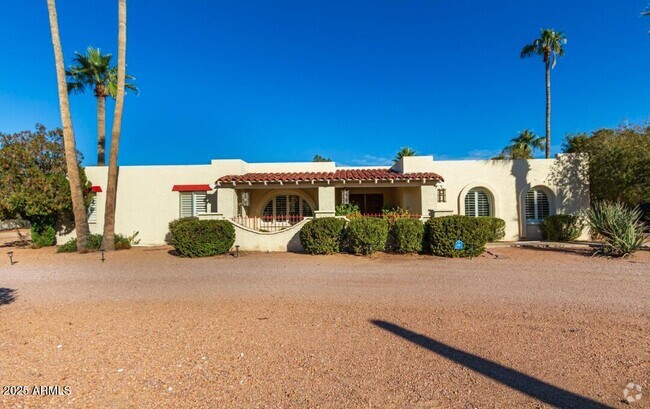 Building Photo - 6316 E Doubletree Ranch Rd Rental