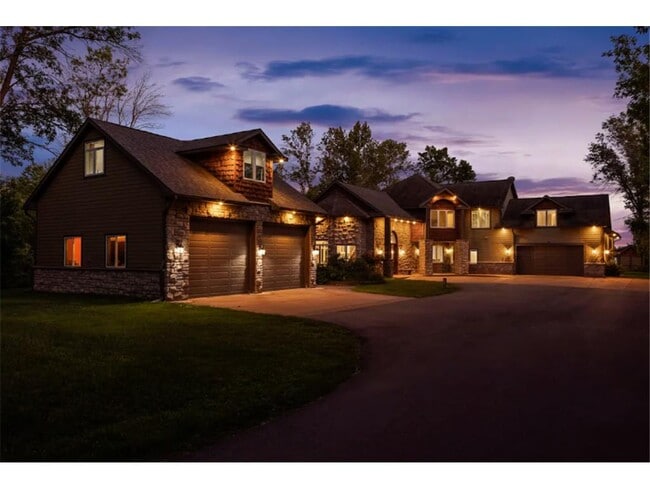 Photo - 50474 Bayside Ave