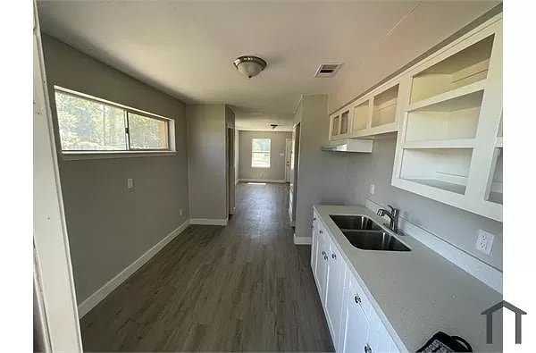 Photo - 7803 Glass St Unidad 7803
