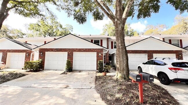 Building Photo - 5167 Lazy Oaks Dr Rental