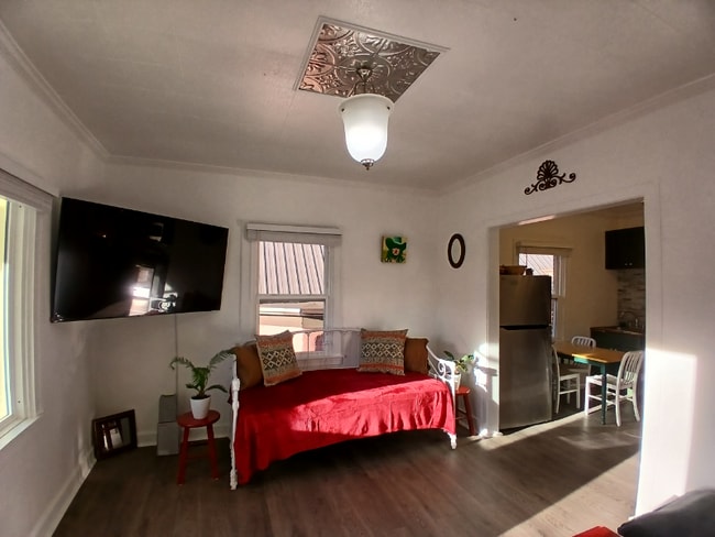 Photo - 402 S Chestnut St Unit 402