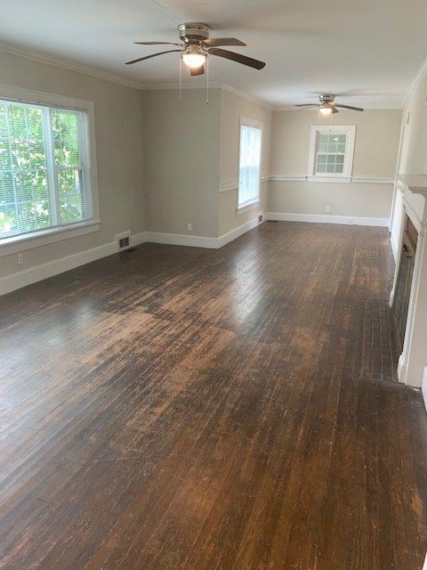 Photo - 301 S Oak St